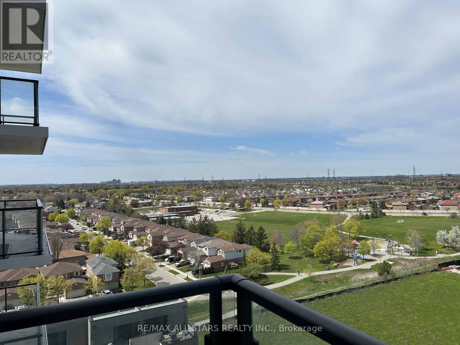 1003 - 4085 Parkside Village Drive, Mississauga, Ontario  L5B 0K9 - Photo 8 - W12571318