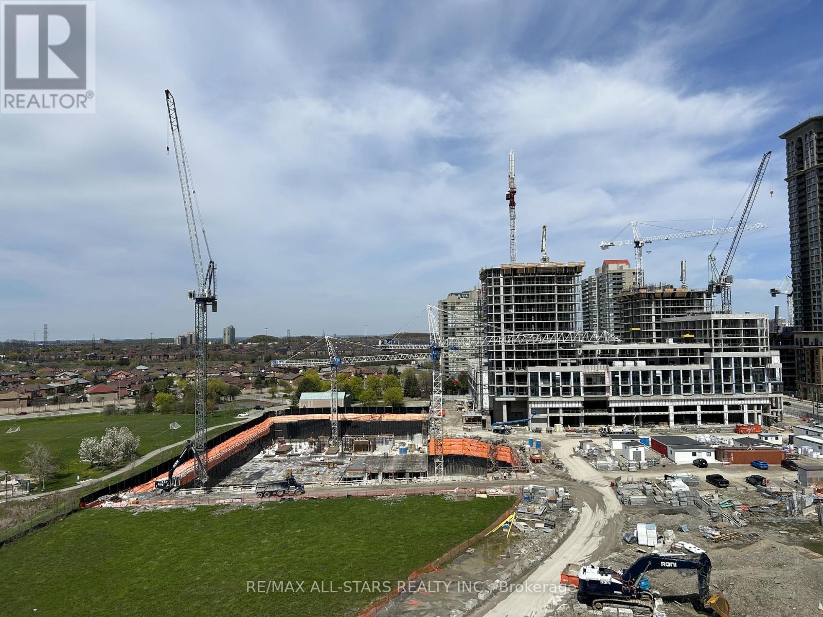 1003 - 4085 Parkside Village Drive, Mississauga, Ontario  L5B 0K9 - Photo 9 - W12571318