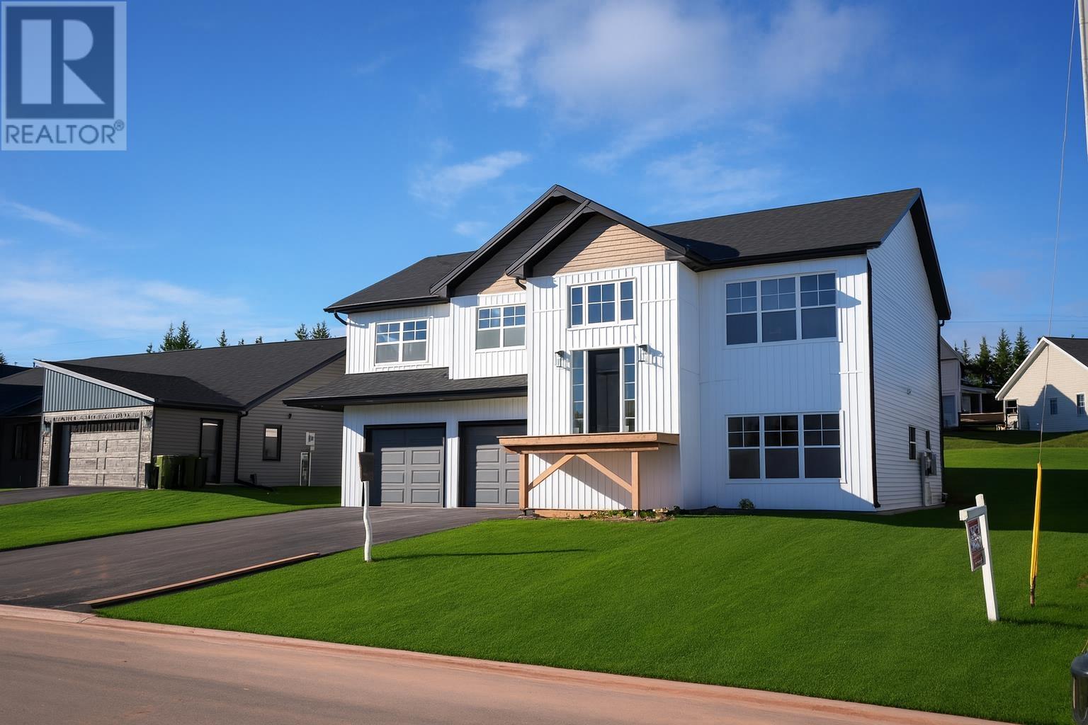 202 Stanmol Drive, Charlottetown, Prince Edward Island  C1E 3S2 - Photo 2 - 202523940