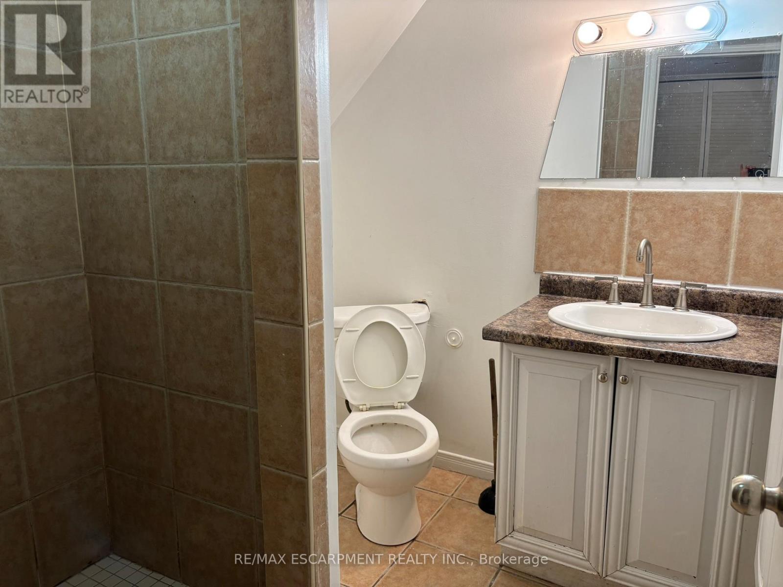 124 Cathcart Street, Hamilton, Ontario  L8L 5A2 - Photo 18 - X12571226