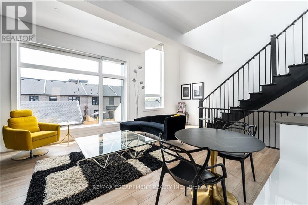 33 Summersides Mews, Pelham, Ontario  L3E 0B6 - Photo 13 - X12571258