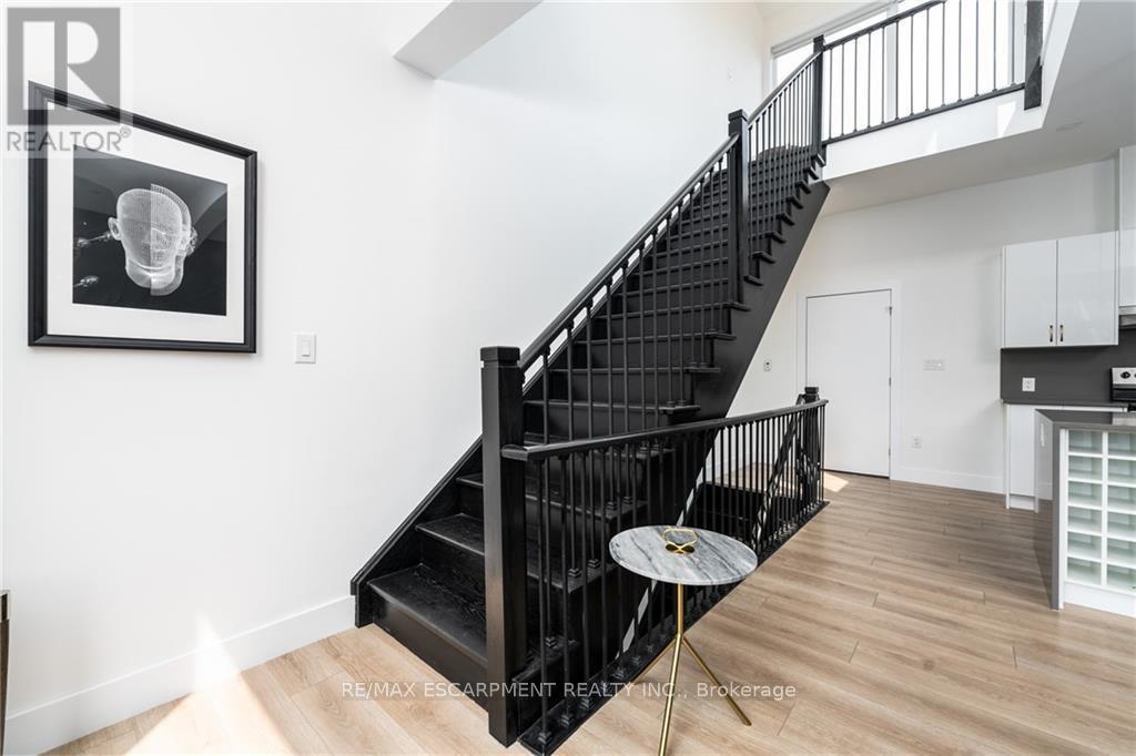 33 Summersides Mews, Pelham, Ontario  L3E 0B6 - Photo 19 - X12571258