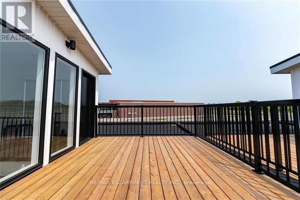 33 Summersides Mews, Pelham, Ontario  L3E 0B6 - Photo 26 - X12571258