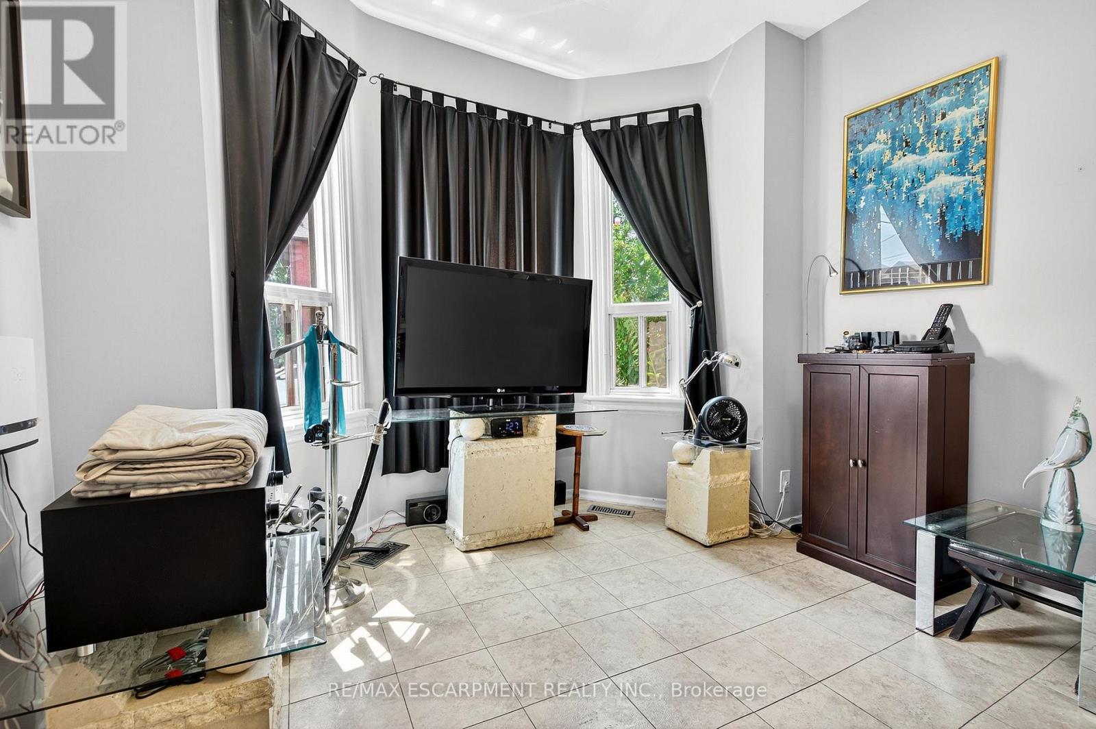 79 Murray Street E, Hamilton, Ontario  L8L 3G1 - Photo 5 - X12571306