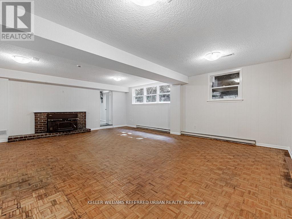 15 York Valley Crescent, Toronto, Ontario  M2P 1A8 - Photo 19 - C12571368