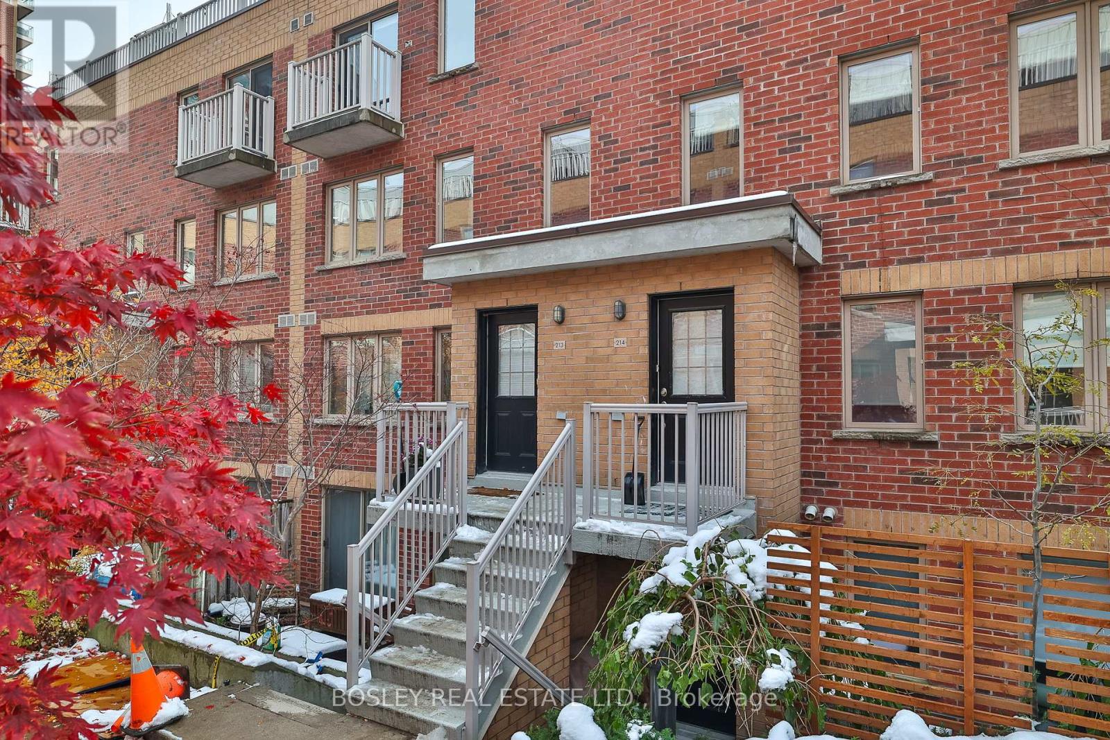 213 - 1 Ruttan Street, Toronto, Ontario  M6P 0A1 - Photo 33 - C12571440
