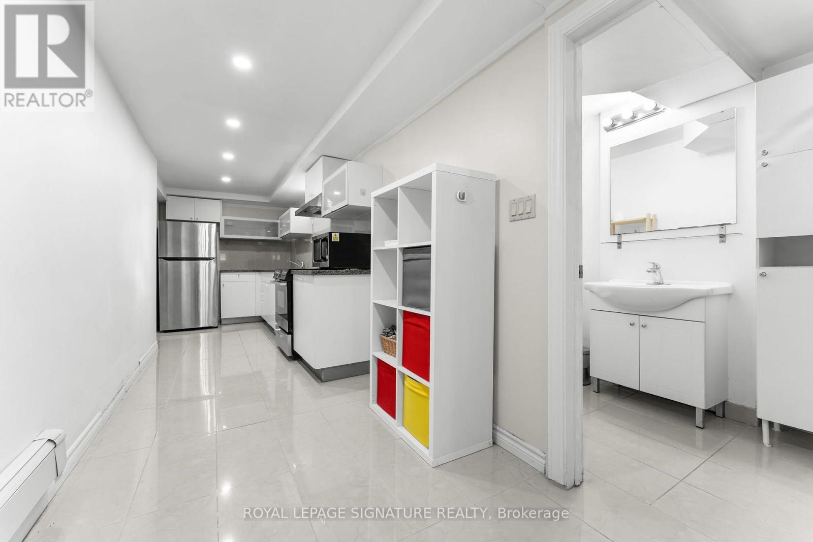 Bsmt - 293 Glenforest Road, Toronto, Ontario  M4N 2A5 - Photo 10 - C12571490