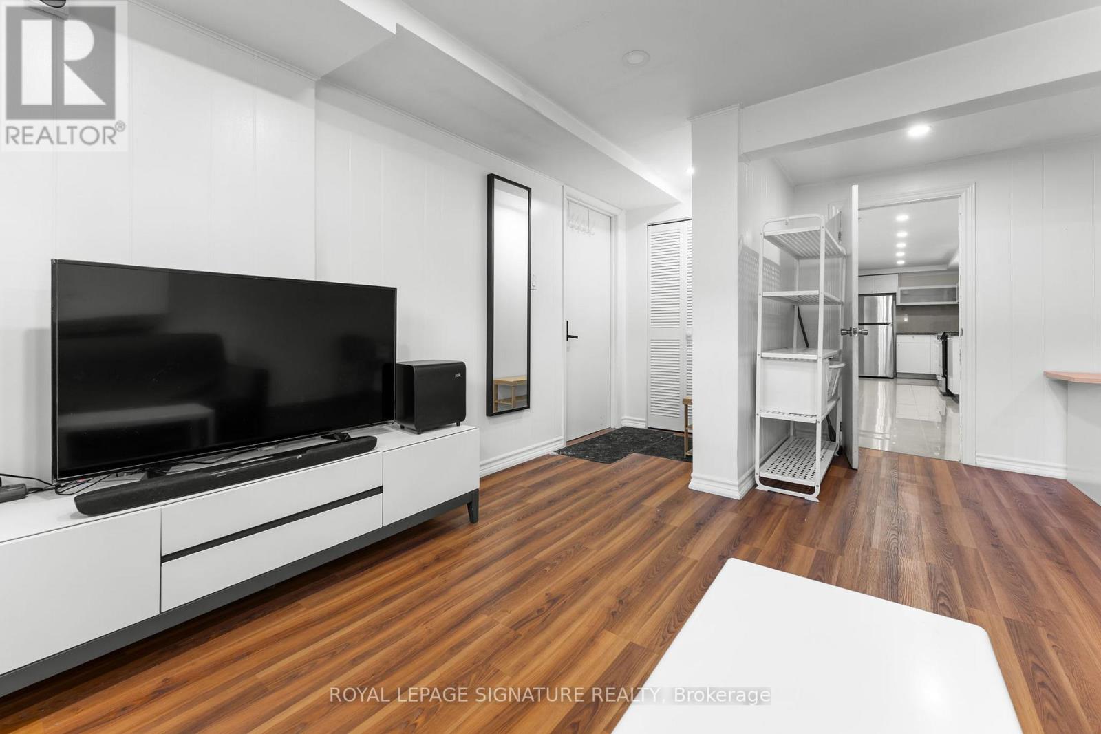 Bsmt - 293 Glenforest Road, Toronto, Ontario  M4N 2A5 - Photo 4 - C12571490