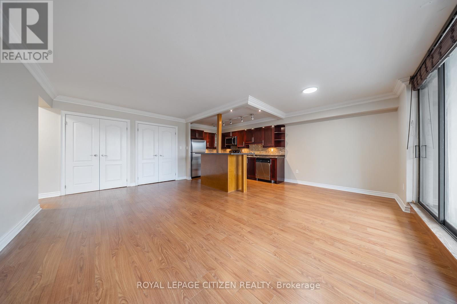 202 - 260 Seneca Hill Drive, Toronto, Ontario  M2J 4S6 - Photo 9 - C12571496