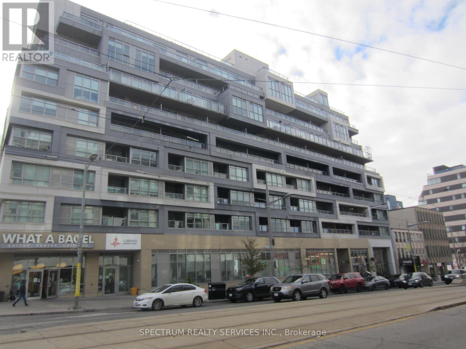 402 - 835 ST. CLAIR AVENUE W, Toronto, Ontario