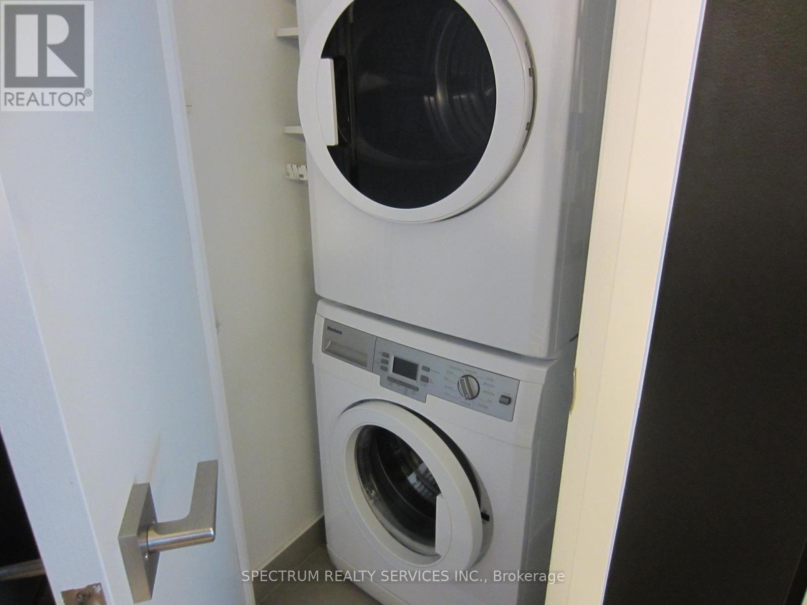 402 - 835 St. Clair Avenue W, Toronto, Ontario  M6C 0A8 - Photo 11 - C12571514