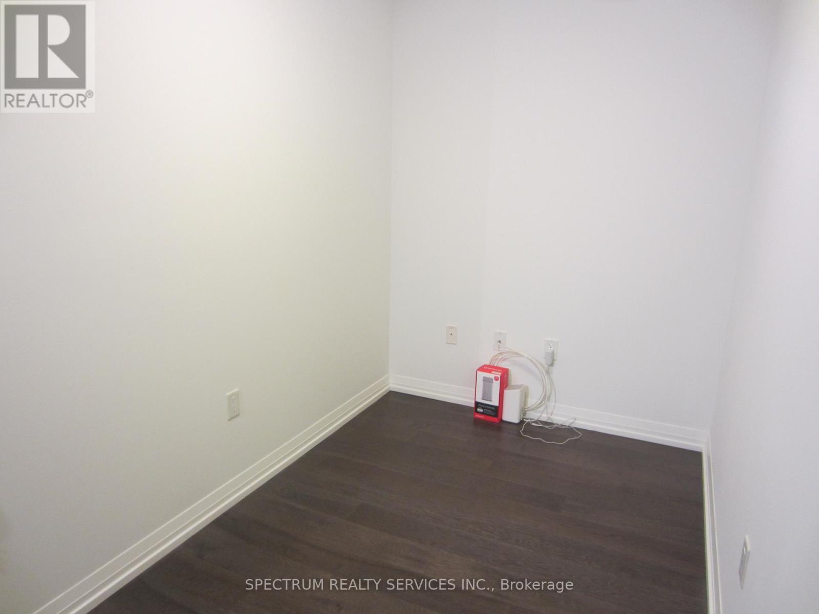 402 - 835 St. Clair Avenue W, Toronto, Ontario  M6C 0A8 - Photo 14 - C12571514