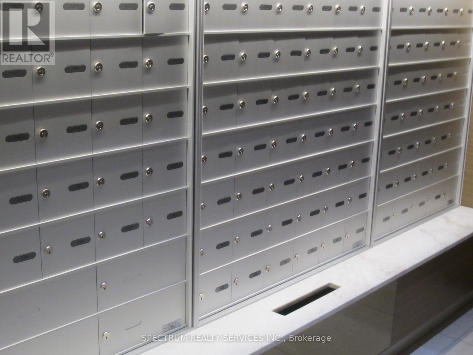 402 - 835 St. Clair Avenue W, Toronto, Ontario  M6C 0A8 - Photo 17 - C12571514