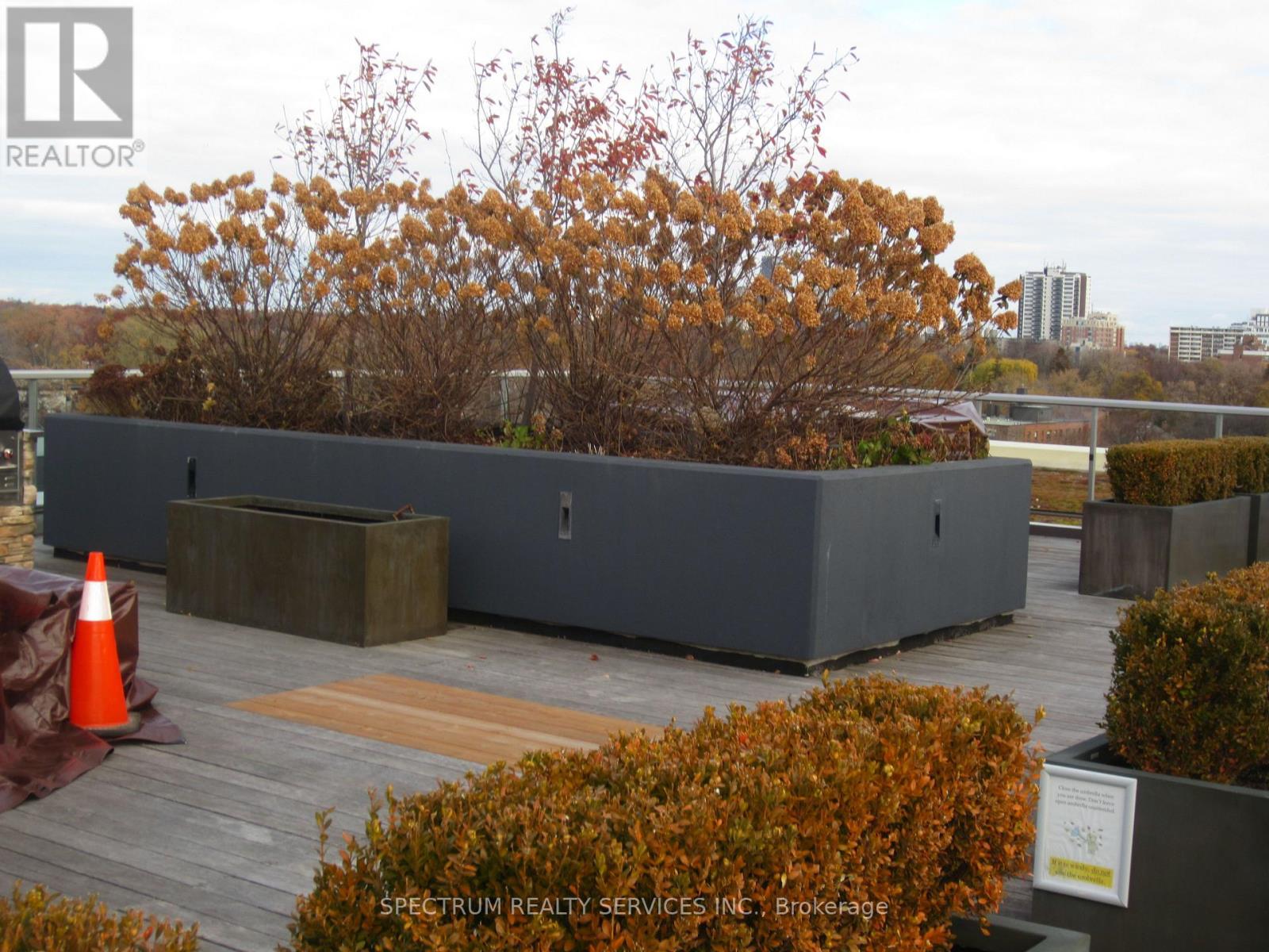 402 - 835 St. Clair Avenue W, Toronto, Ontario  M6C 0A8 - Photo 21 - C12571514