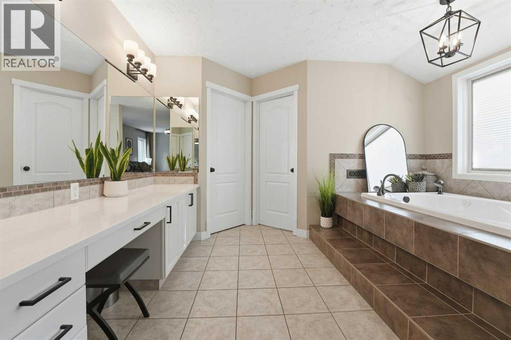 90 Allison Crescent, Red Deer, Alberta  T4R 2G9 - Photo 28 - A2268509