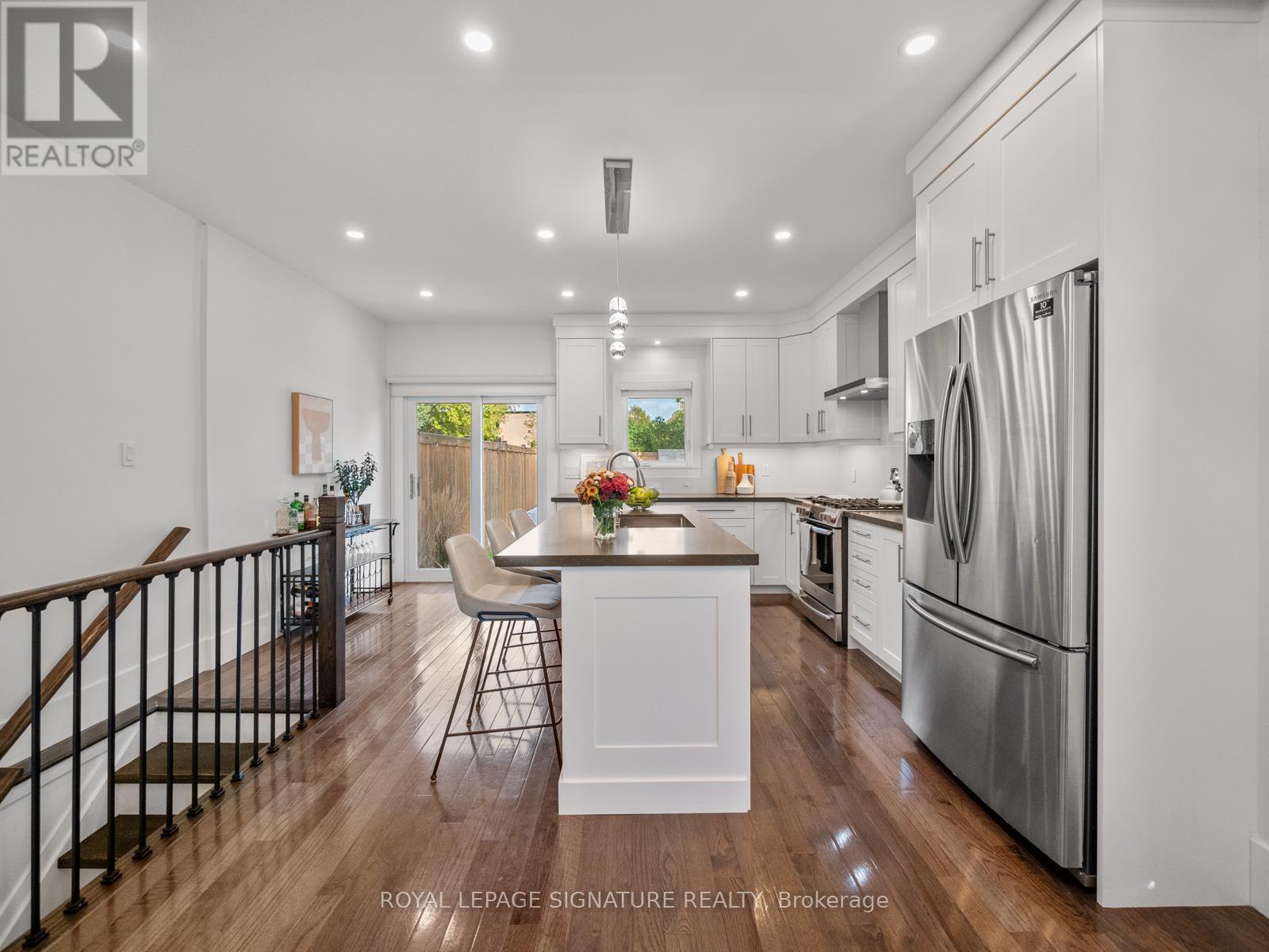 151 Eastwood Avenue, Toronto, Ontario  M1N 3H5 - Photo 10 - E12571438