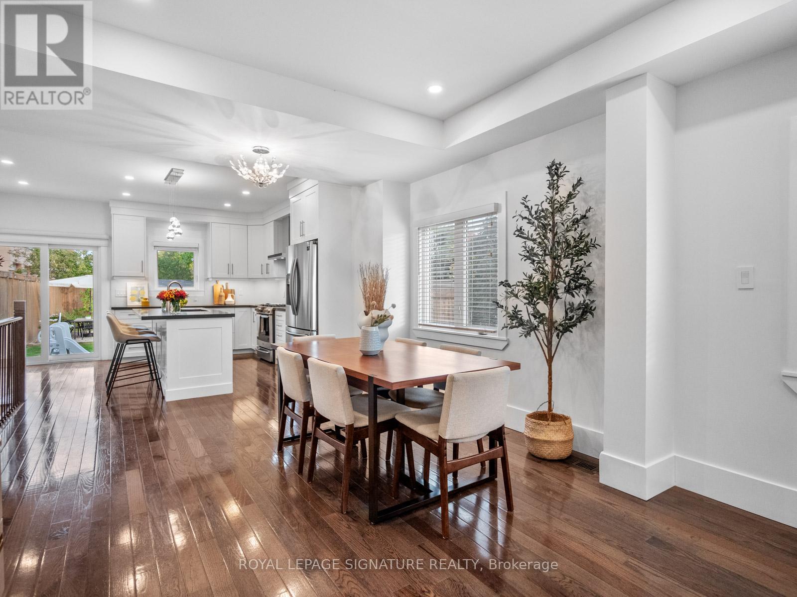 151 Eastwood Avenue, Toronto, Ontario  M1N 3H5 - Photo 6 - E12571438