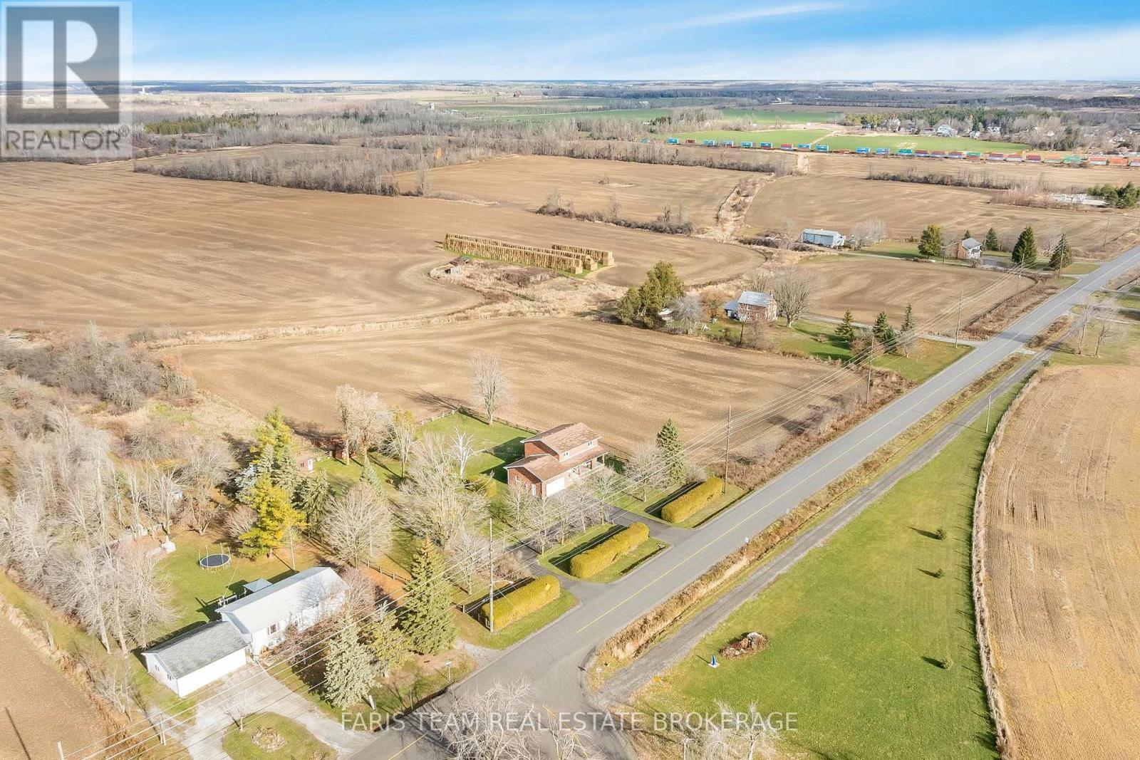 3046 Ramara Road 47, Ramara, Ontario  L0K 1B0 - Photo 45 - S12548036