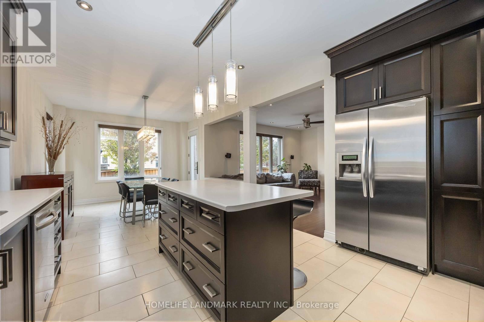 68 Lindbergh Drive, Vaughan, Ontario  L4H 0Z9 - Photo 10 - N12571332