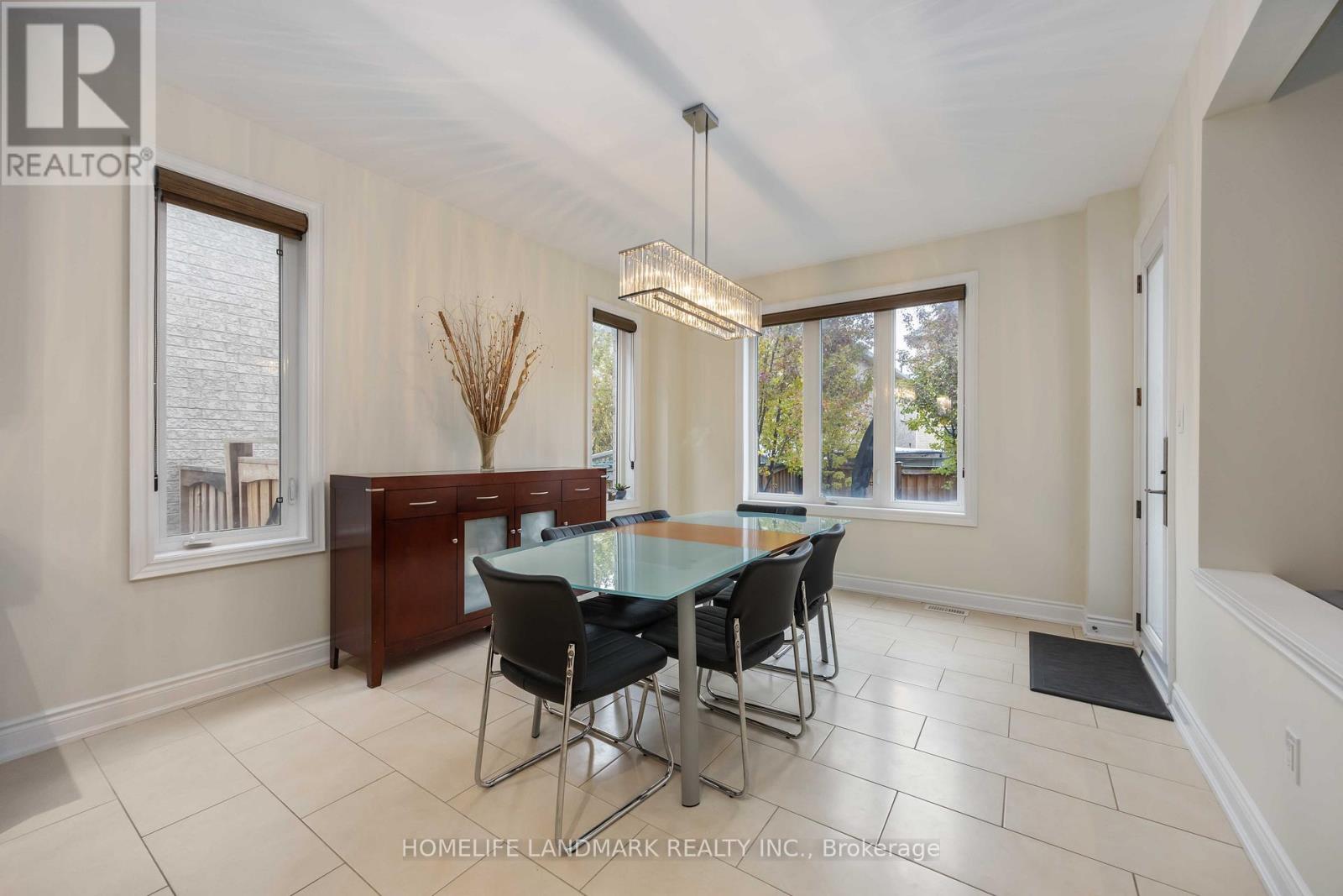 68 Lindbergh Drive, Vaughan, Ontario  L4H 0Z9 - Photo 12 - N12571332