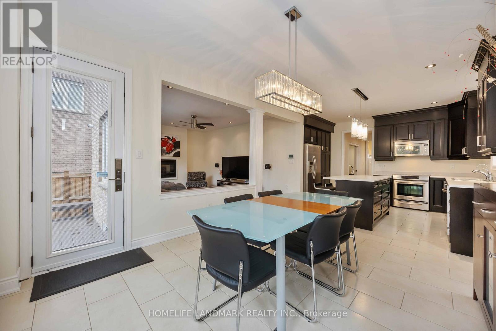 68 Lindbergh Drive, Vaughan, Ontario  L4H 0Z9 - Photo 13 - N12571332