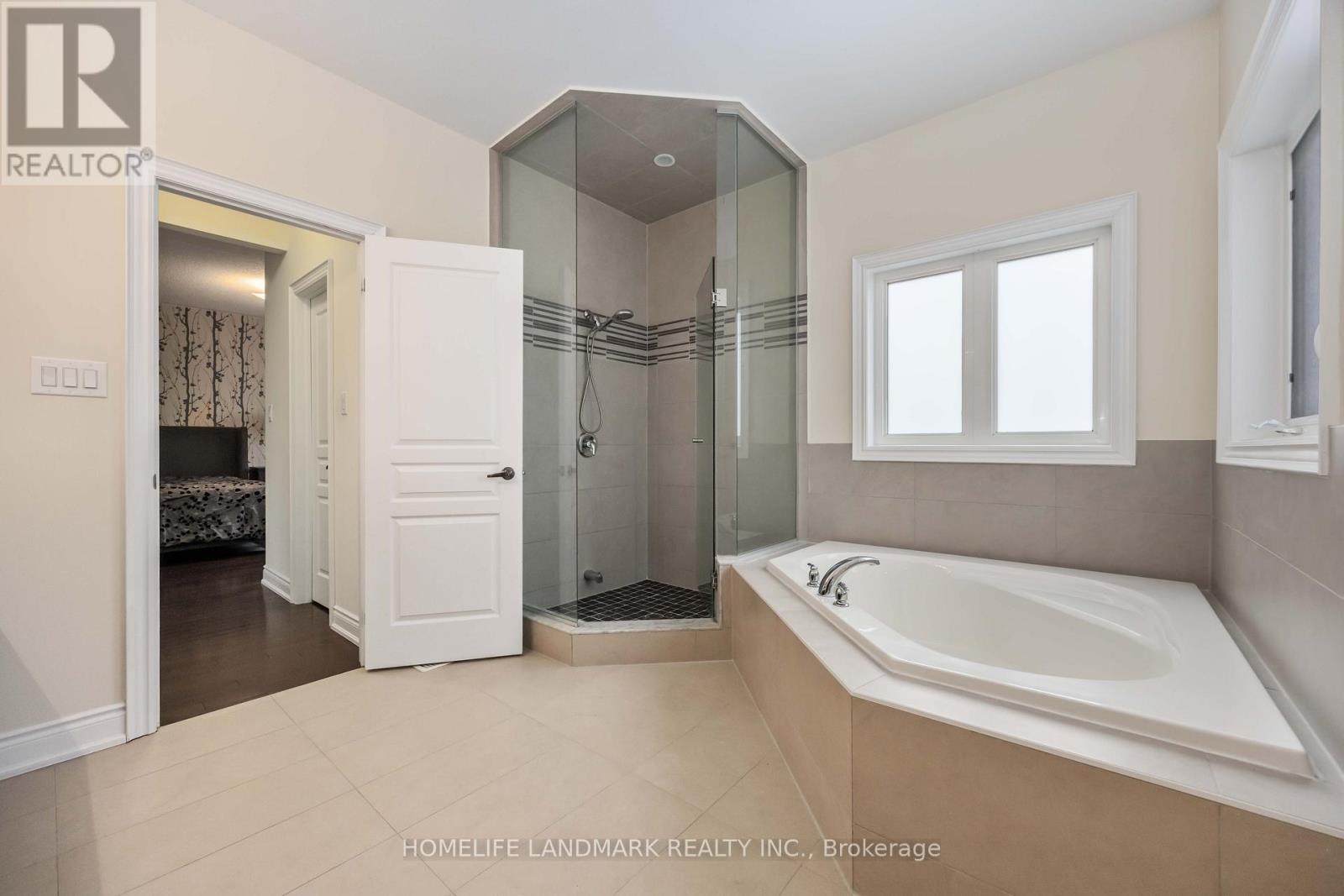 68 Lindbergh Drive, Vaughan, Ontario  L4H 0Z9 - Photo 23 - N12571332