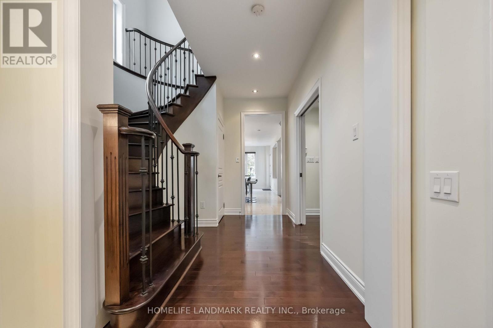 68 Lindbergh Drive, Vaughan, Ontario  L4H 0Z9 - Photo 7 - N12571332