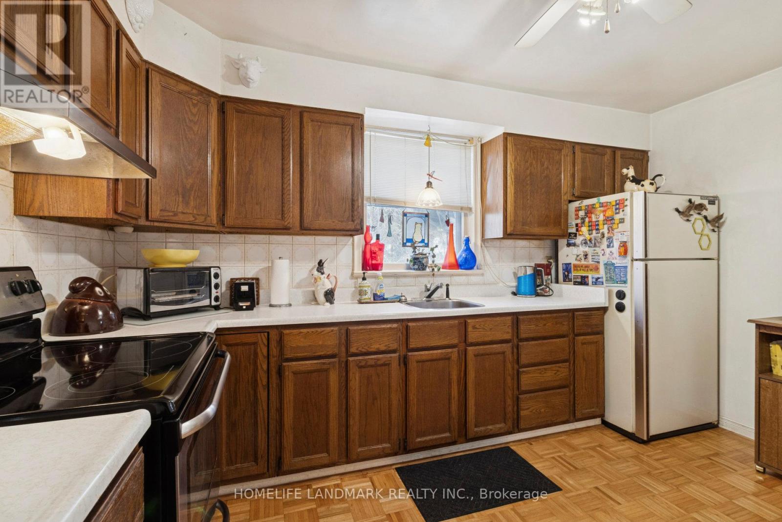 127 Lake Avenue, Richmond Hill, Ontario  L4E 3G5 - Photo 13 - N12571346