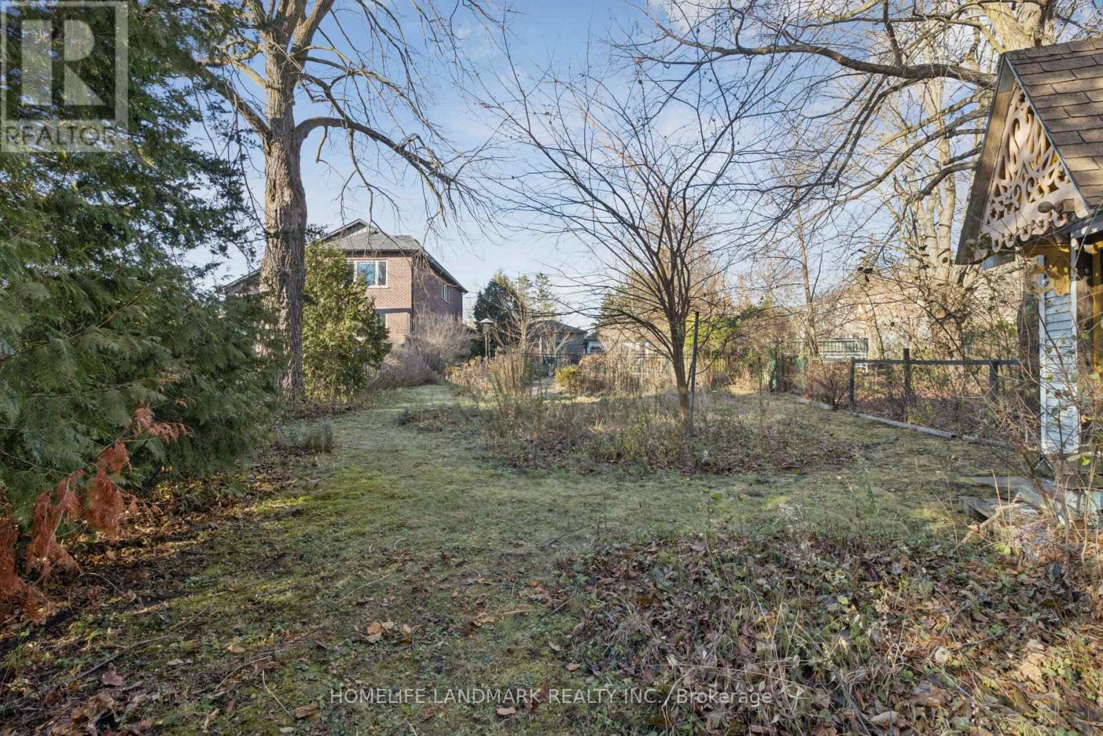 127 Lake Avenue, Richmond Hill, Ontario  L4E 3G5 - Photo 30 - N12571346