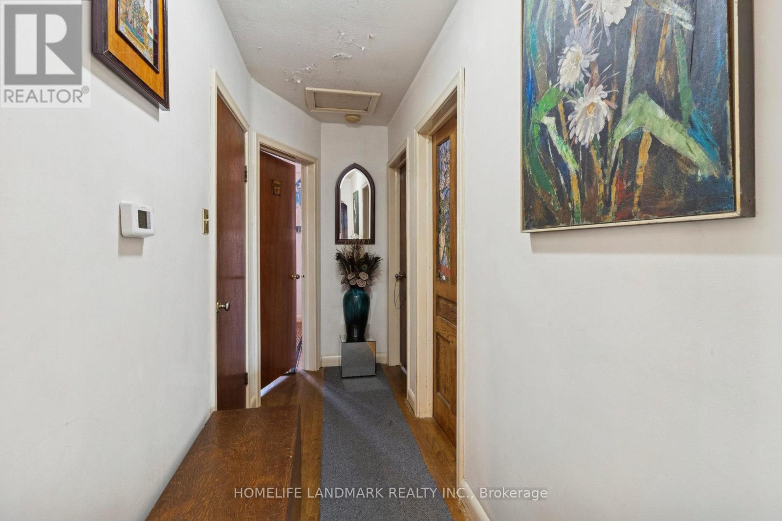 127 Lake Avenue, Richmond Hill, Ontario  L4E 3G5 - Photo 7 - N12571346