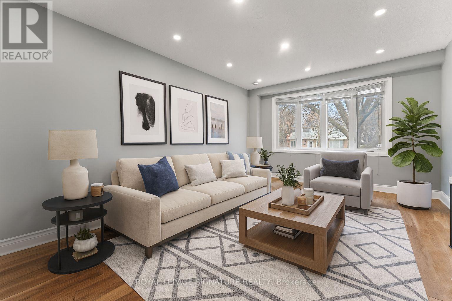 690 ELGIN STREET, Newmarket, Ontario