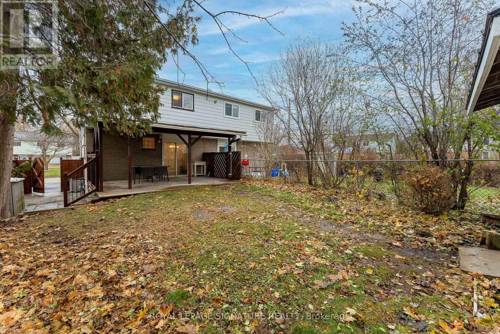 690 Elgin Street, Newmarket, Ontario  L3Y 3B4 - Photo 12 - N12571362