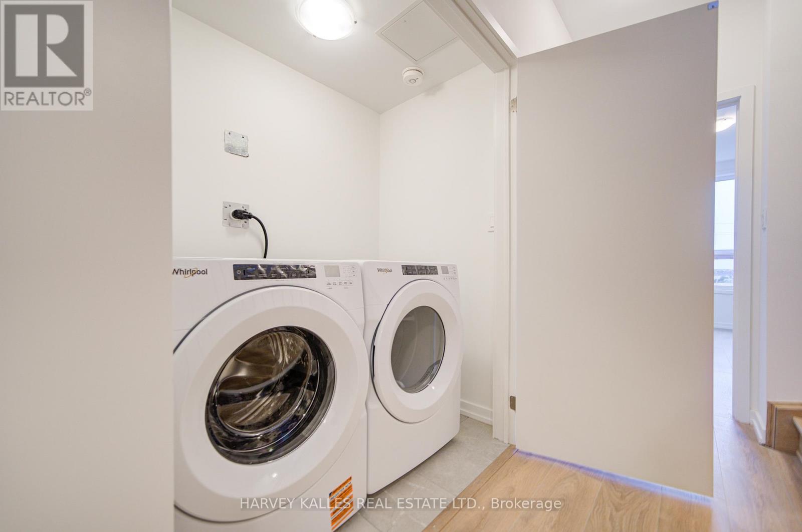 11 - 18 Lytham Green Circle, Newmarket, Ontario  L3Y 0H4 - Photo 22 - N12571366