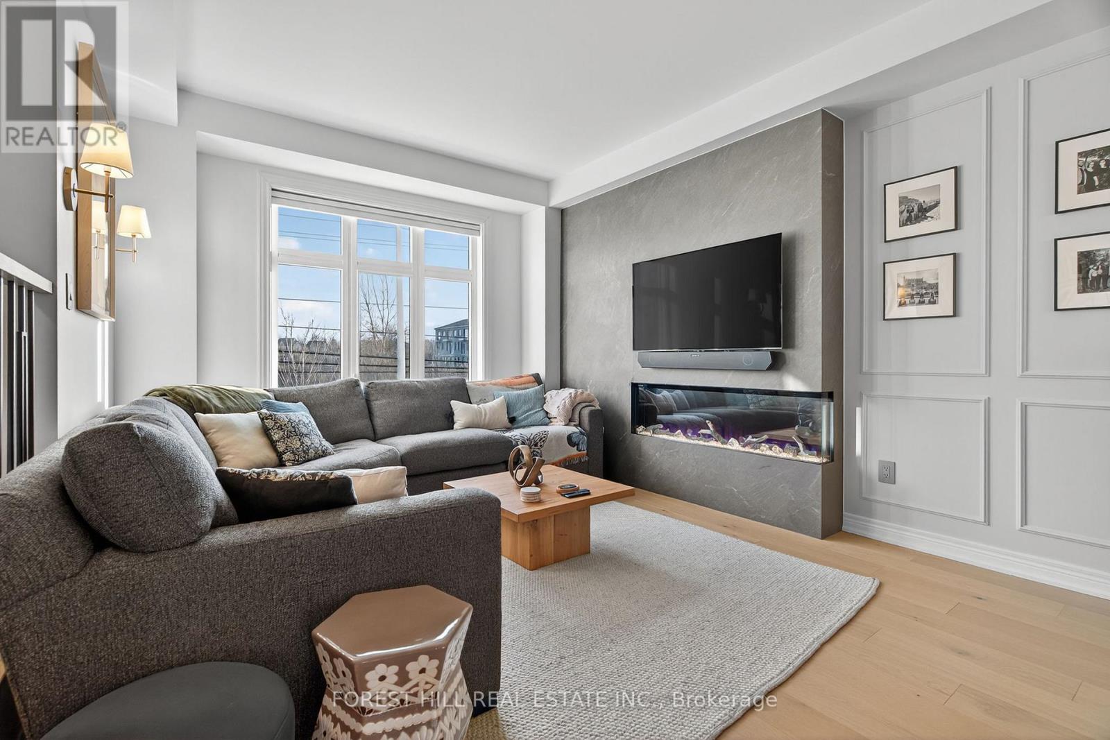 282 King Road, Richmond Hill, Ontario  L4E 1H3 - Photo 13 - N12571396