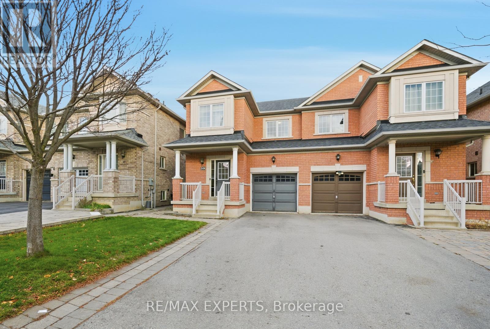 39 Manordale Crescent, Vaughan, Ontario  L4H 0T6 - Photo 2 - N12571400