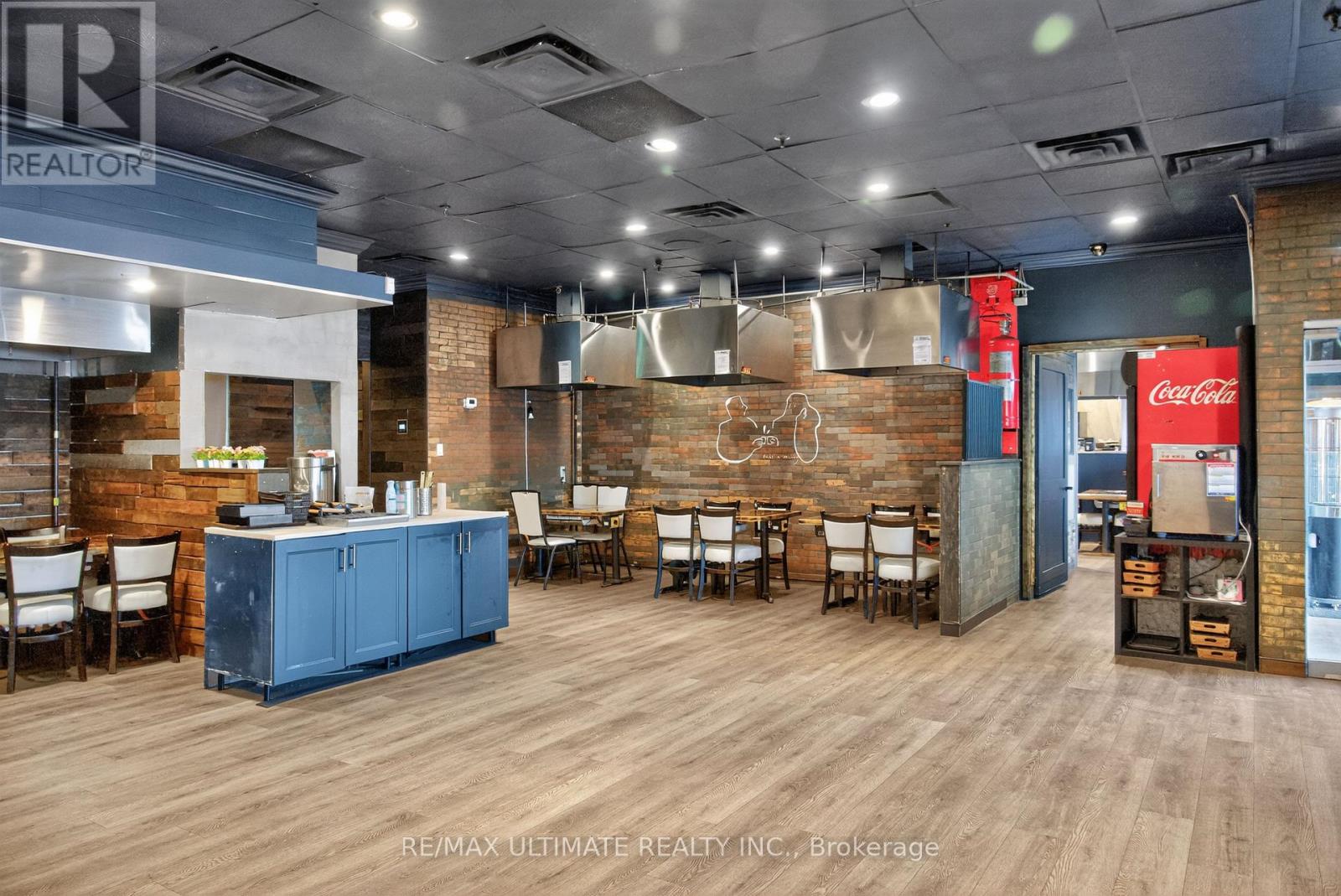 2a & 2b - 100 Steeles Avenue W, Vaughan, Ontario  L4J 7Y1 - Photo 10 - N12571432