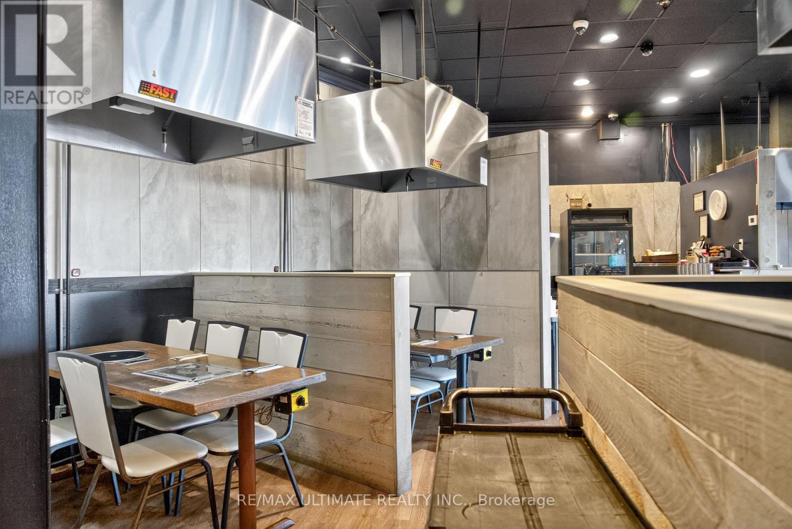 2a & 2b - 100 Steeles Avenue W, Vaughan, Ontario  L4J 7Y1 - Photo 17 - N12571432