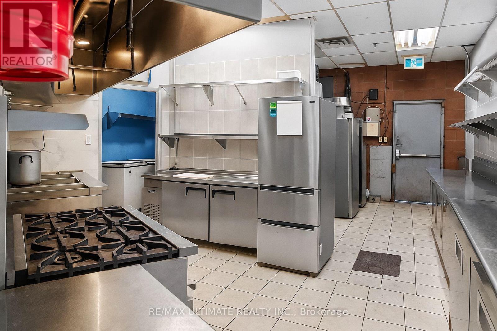 2a & 2b - 100 Steeles Avenue W, Vaughan, Ontario  L4J 7Y1 - Photo 25 - N12571432