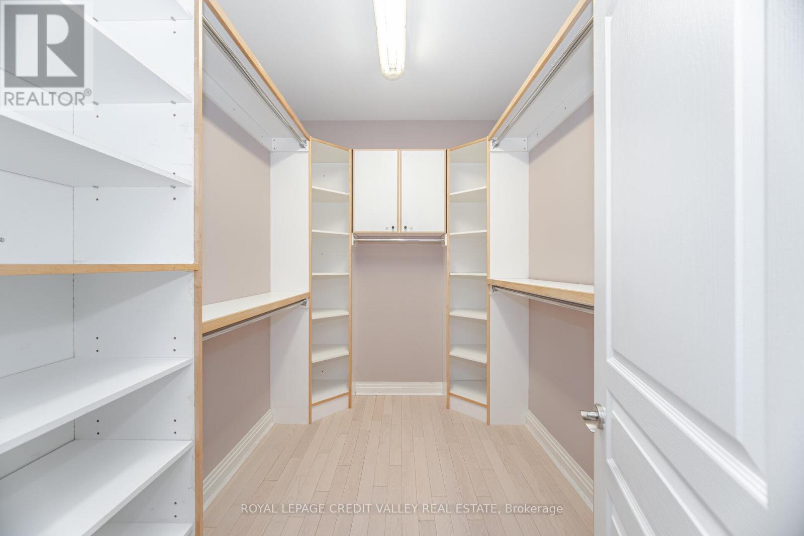 2 Huntingwood Court, Vaughan, Ontario L4H 1A7 - Photo 20 - N12571442