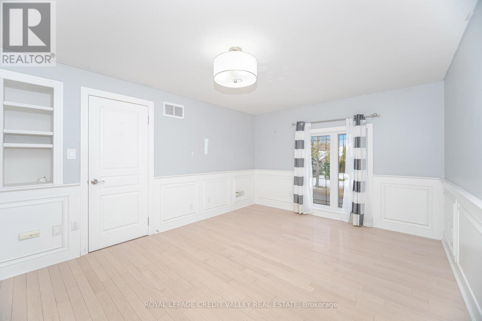 2 Huntingwood Court, Vaughan, Ontario L4H 1A7 - Photo 26 - N12571442