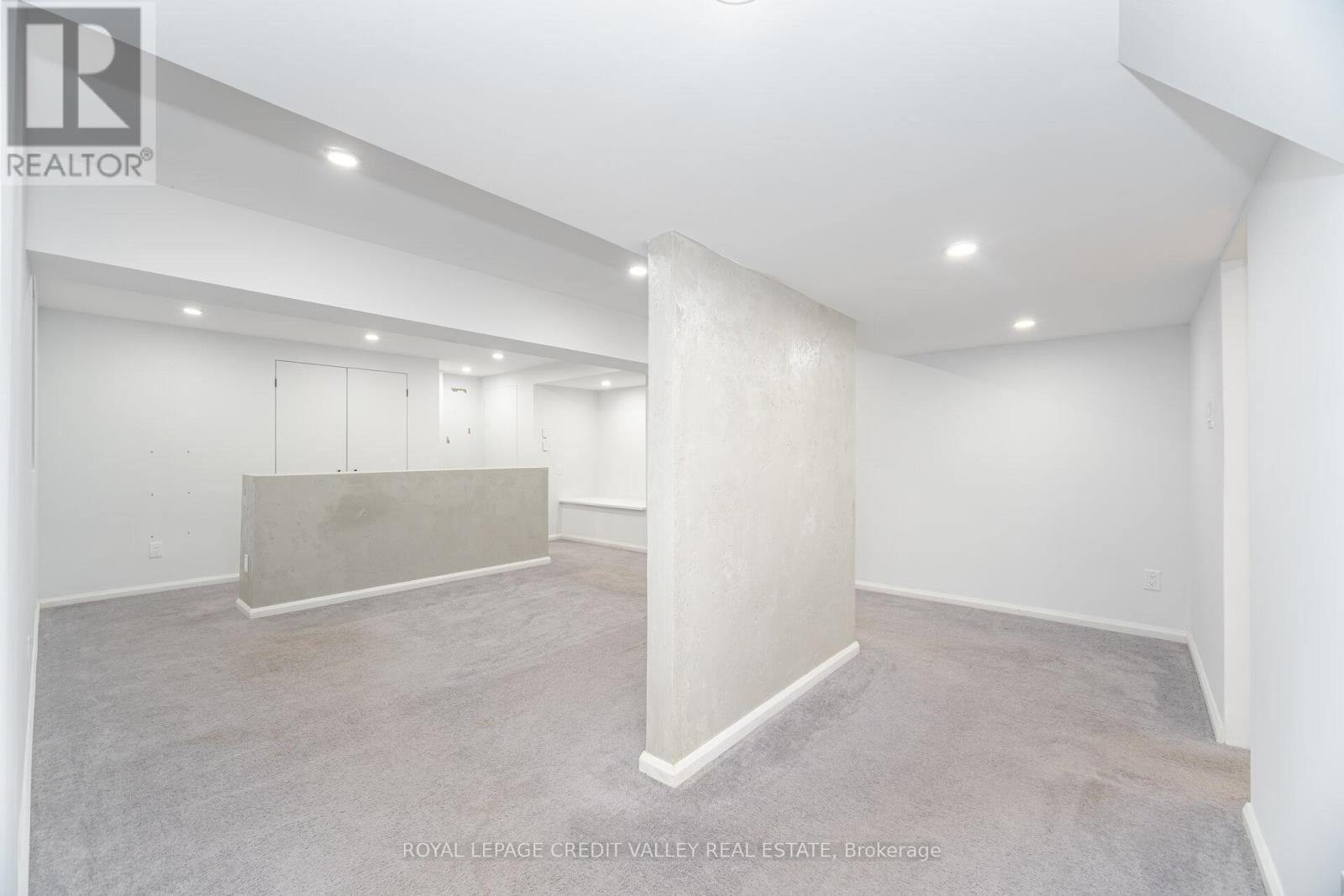 2 Huntingwood Court, Vaughan, Ontario L4H 1A7 - Photo 40 - N12571442