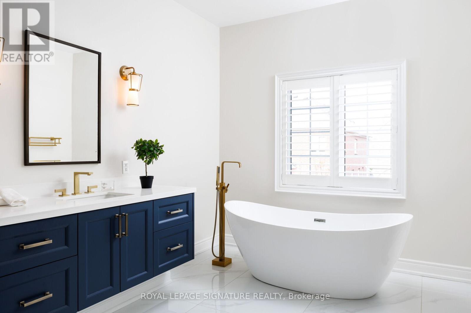 50 Balderson Drive, Vaughan, Ontario  L4H 4A3 - Photo 25 - N12571454