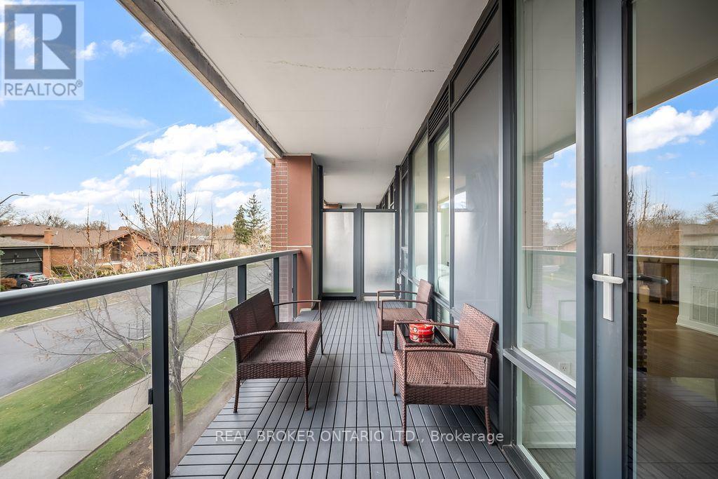 237 - 4800 Highway 7, Vaughan, Ontario  L4L 1H8 - Photo 27 - N12571566