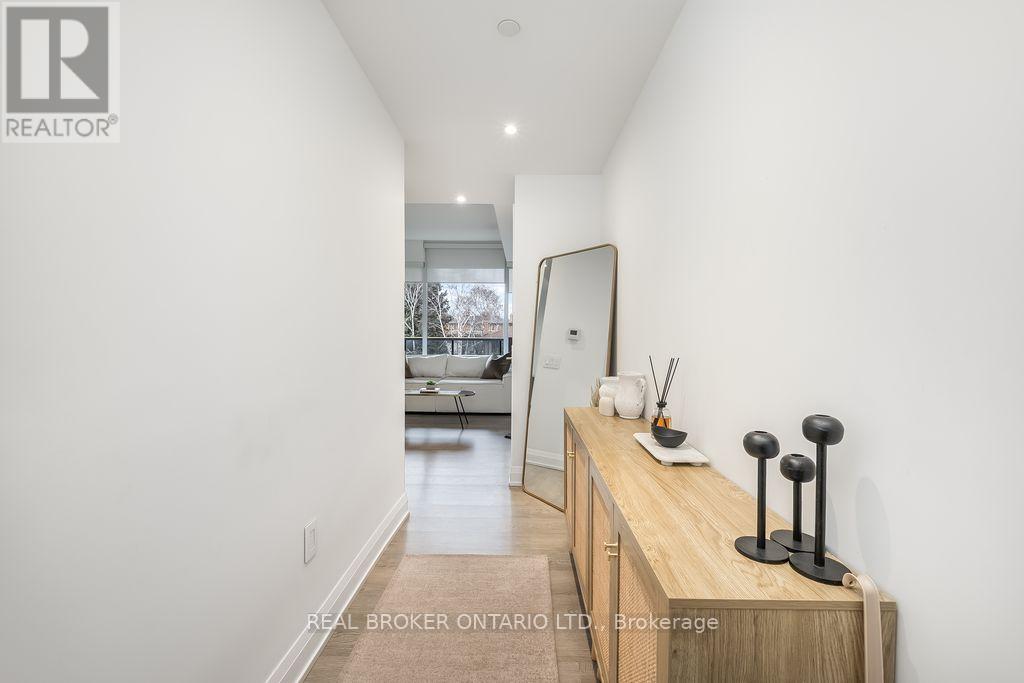 237 - 4800 Highway 7, Vaughan, Ontario  L4L 1H8 - Photo 8 - N12571566