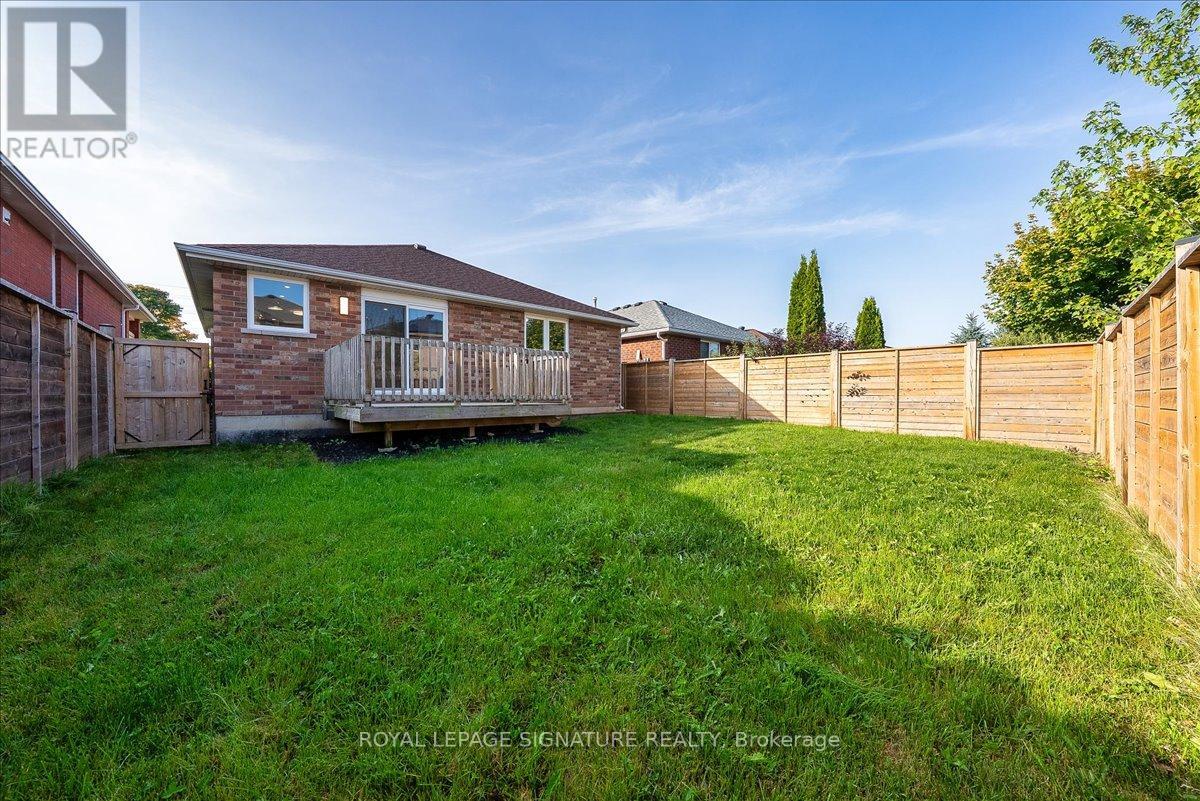 83 Sun King Crescent, Barrie (Innis-Shore), Ontario  L4M 7K4 - Photo 38 - S12571508