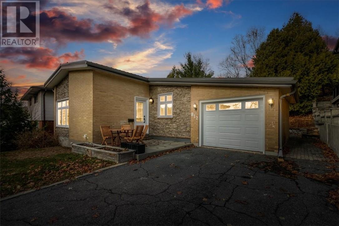 812 Hillsdale Crescent, Sudbury, Ontario  P3E 3S9 - Photo 2 - 2125646