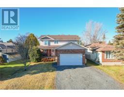 4165 Fernand Avenue, Val Therese, Ontario