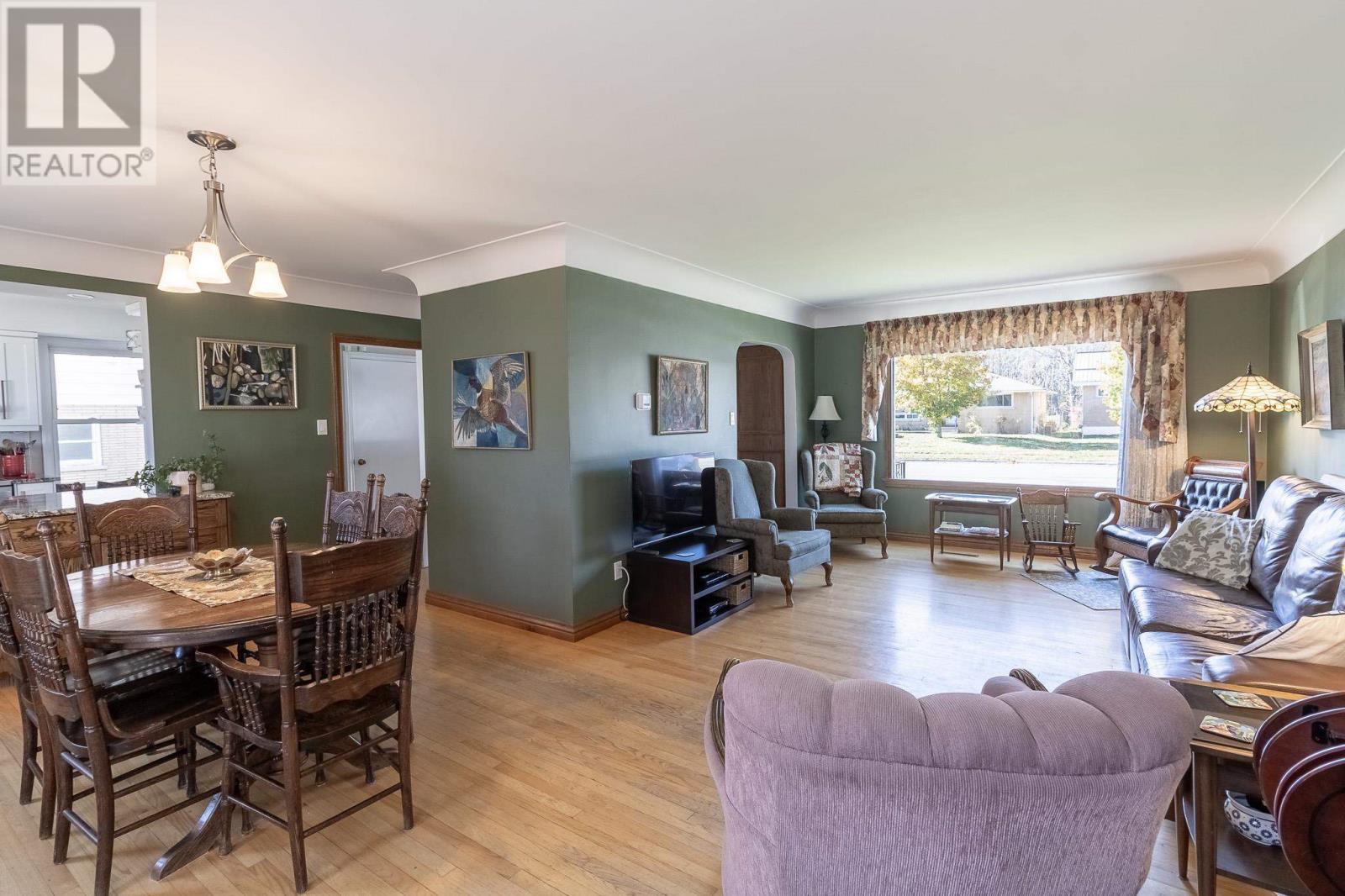 134 Florwin Dr, Sault Ste. Marie, Ontario  P6A 4J1 - Photo 9 - SM253109