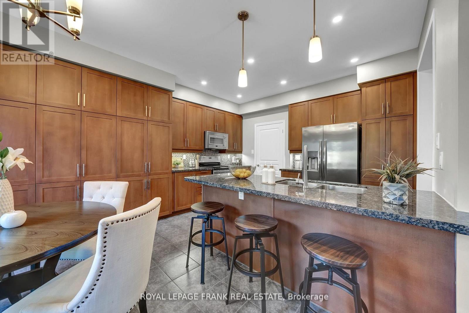 146 Buttonshaw Street, Clarington, Ontario  L1C 0J7 - Photo 12 - E12571594