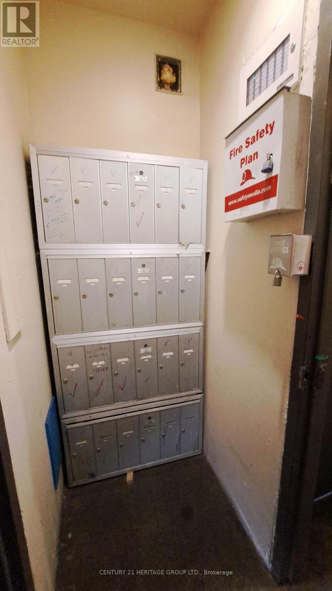 250 Queen Street E, Toronto, Ontario  M5A 1S3 - Photo 18 - C12554114